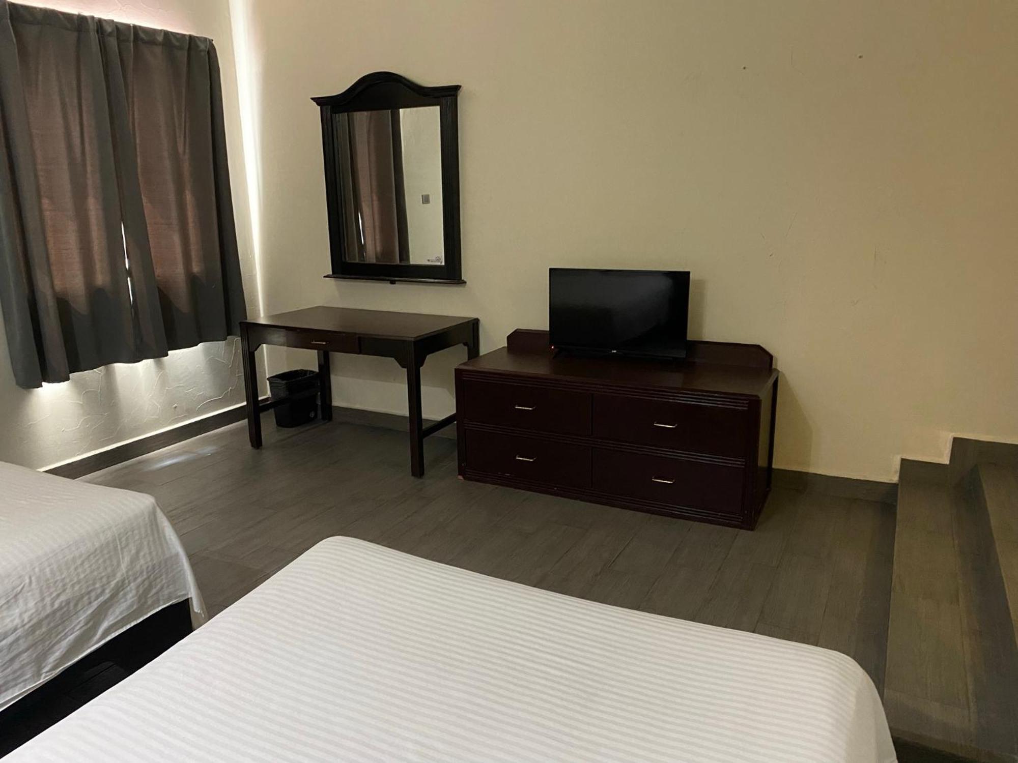Hotel Plaza Del Arco - Monterrey Luaran gambar