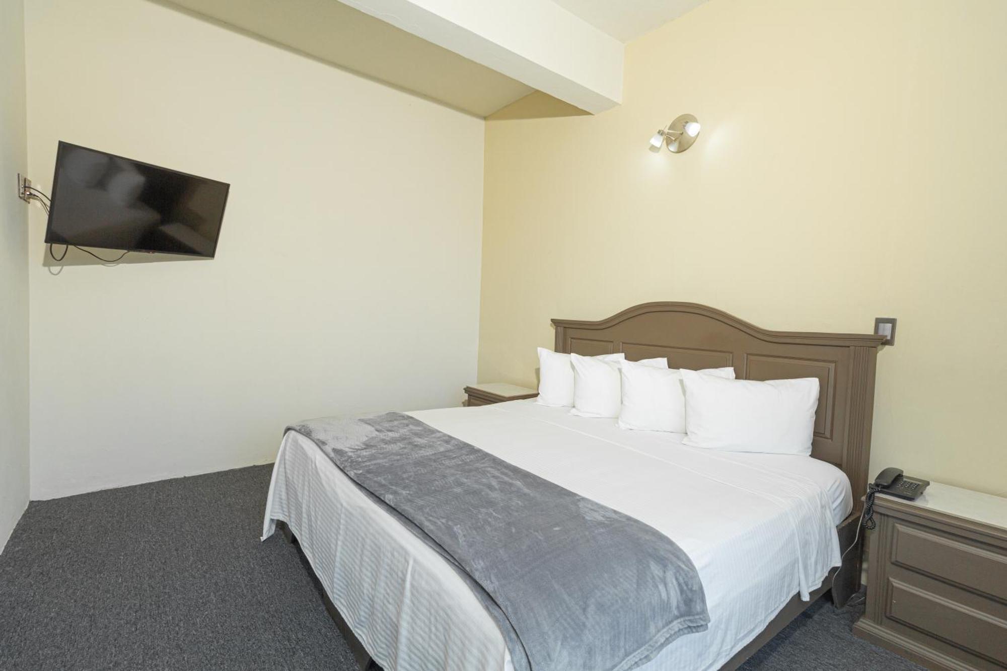 Hotel Plaza Del Arco - Monterrey Luaran gambar