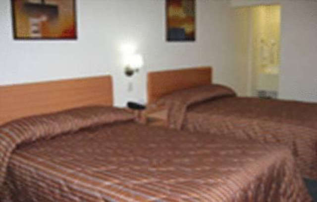 Hotel Plaza Del Arco - Monterrey Bilik gambar